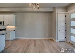 Photo #4: 1000003 Listing