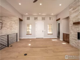 Photo #2: 1000006 Listing