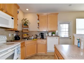 Photo #6: 1000007 Listing