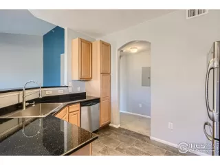 Photo #5: 1000015 Listing