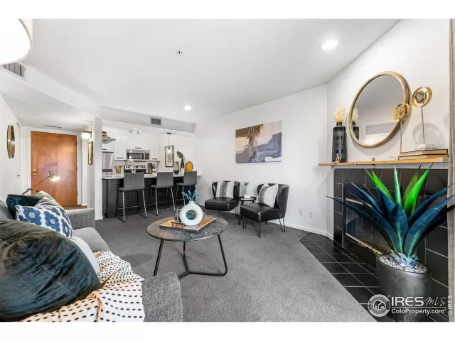 MLS: 1000074 Condo For Sale