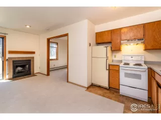 Photo #6: 1000108 Listing
