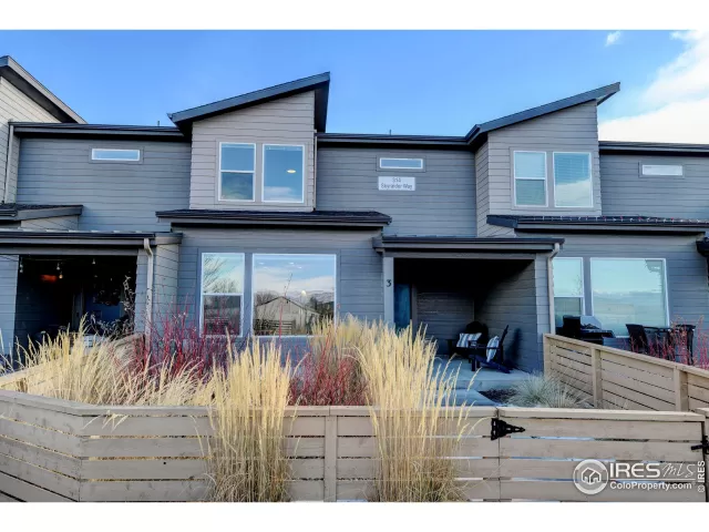 MLS: 1000331 Condo For Sale