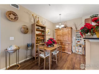 Photo #4: 1000336 Listing