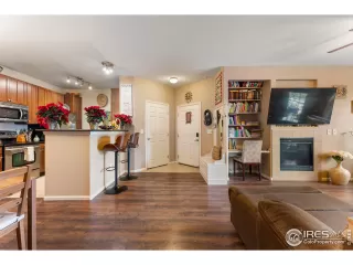 Photo #5: 1000336 Listing