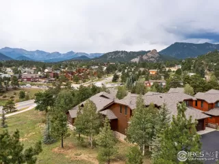 Photo #5: 1000351 Listing