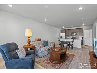 Photo #3: 1000437 Listing