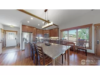 Photo #4: 1000499 Listing