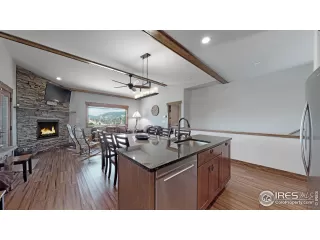 Photo #5: 1000499 Listing