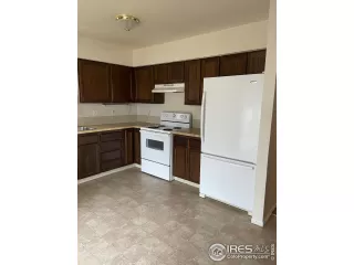 Photo #3: 1000535 Listing