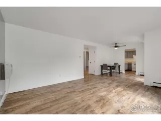 Photo #5: 1000609 Listing