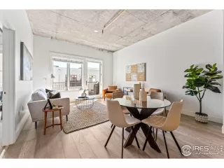 Photo #2: 1000693 Listing