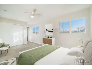 Photo #6: 1000738 Listing