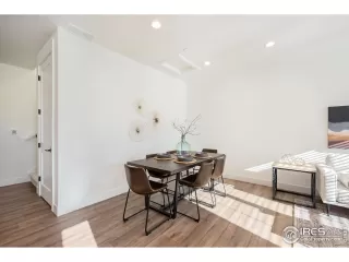 Photo #3: 1000802 Listing