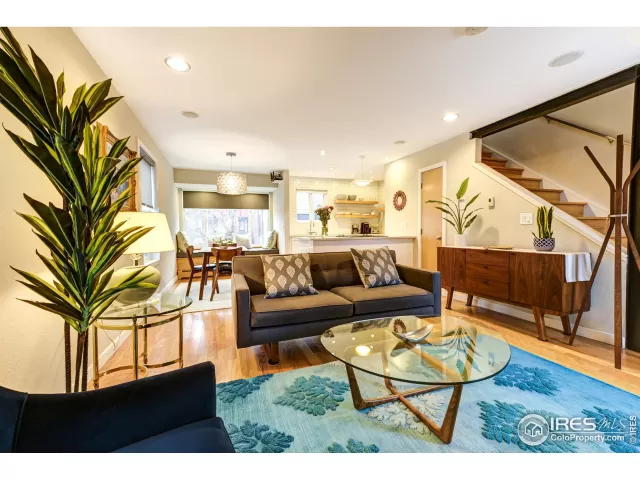 MLS: 1000823 Condo For Sale