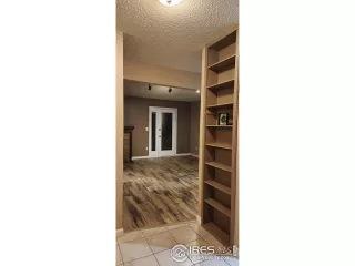 Photo #5: 1000836 Listing