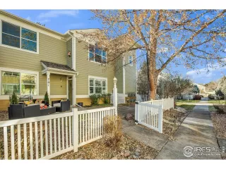 Photo #2: 1000883 Listing