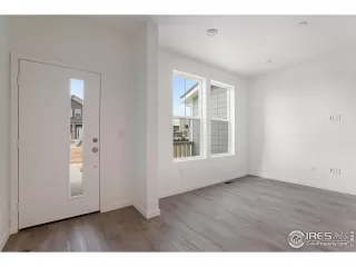 Photo #4: 1000893 Listing