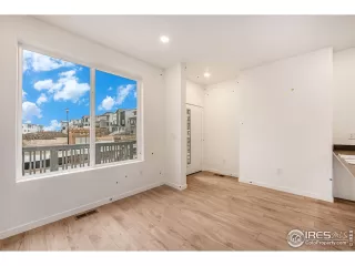 Photo #2: 1000928 Listing