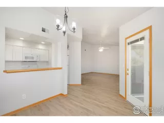 Photo #5: 1000931 Listing