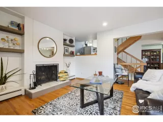 Photo #4: 1000973 Listing