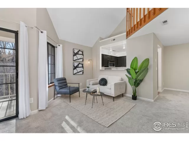 MLS: 1000977 Condo For Sale