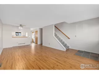 Photo #4: 1000996 Listing