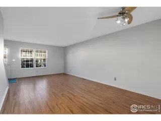 Photo #6: 1000996 Listing