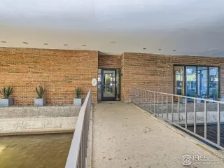Photo #3: 1001003 Listing 