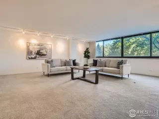Photo #6: 1001003 Listing 