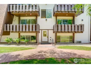 Photo #5: 1001044 Listing