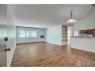 Photo #6: 1001044 Listing