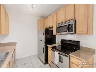 Photo #4: 1001130 Listing