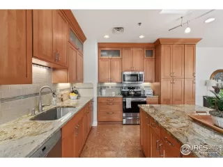 Photo #5: 1001153 Listing 