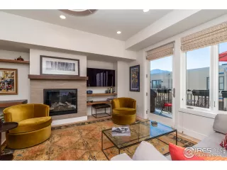 Photo #6: 1001183 Listing