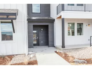 Photo #2: 1001189 Listing