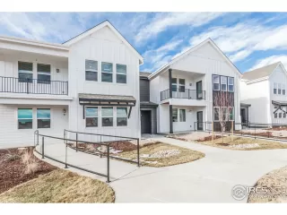 Photo #3: 1001189 Listing