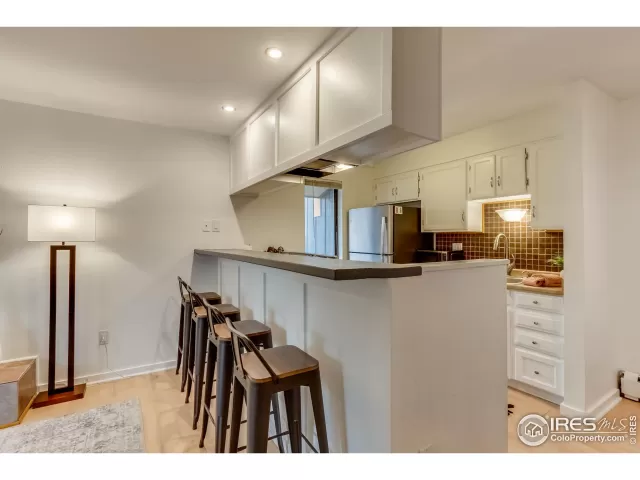 MLS: 1001227 Condo For Sale