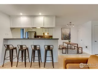 Photo #2: 1001227 Listing 