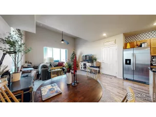 Photo #6: 1001232 Listing