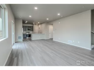 Photo #2: 1001235 Listing