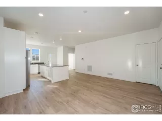 Photo #4: 1001316 Listing 