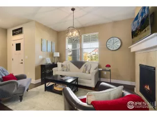 Photo #4: 1001406 Listing