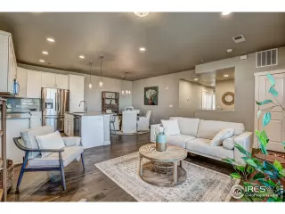 Photo #4: 1001417 Listing 