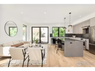 Photo #1: 1001448 Listing