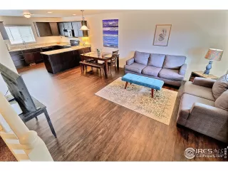 Photo #4: 1001456 Listing