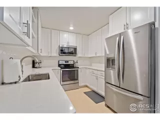 Photo #6: 1001553 Listing 