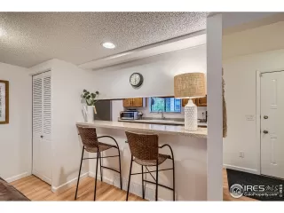 Photo #3: 1001594 Listing