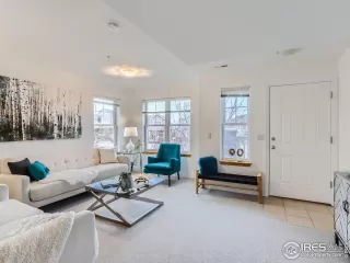 Photo #2: 1001618 Listing