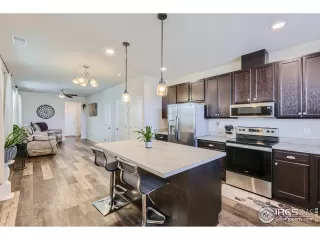 Photo #2: 1001674 Listing